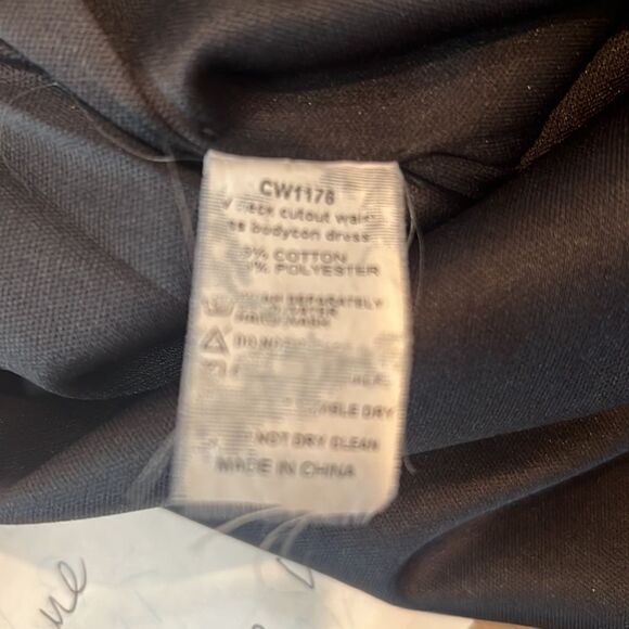 Faith In Love Dress Sz 8 Black Mini Cutout V Neck Short Sleeve Zipper Back Lined - Picture 7 of 8